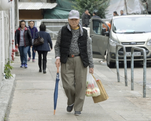 申请人可自愿选择是否参加自力更生综合就业援助计划。资料图片