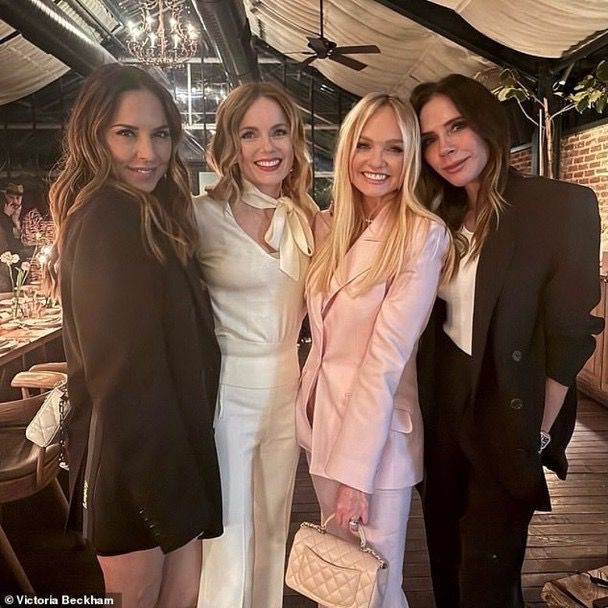 辣妹4名成員（左起）Geri、Mel C、Emma及Mel B曾於2019年舉行辣妹英國巡唱。