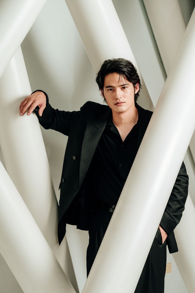 26歲日本男星水上恒司正值事業搏殺期,卻突然爆出姊弟戀。 26歲日本男星水上恒司正值事業搏殺期,卻突然爆出姊弟戀。