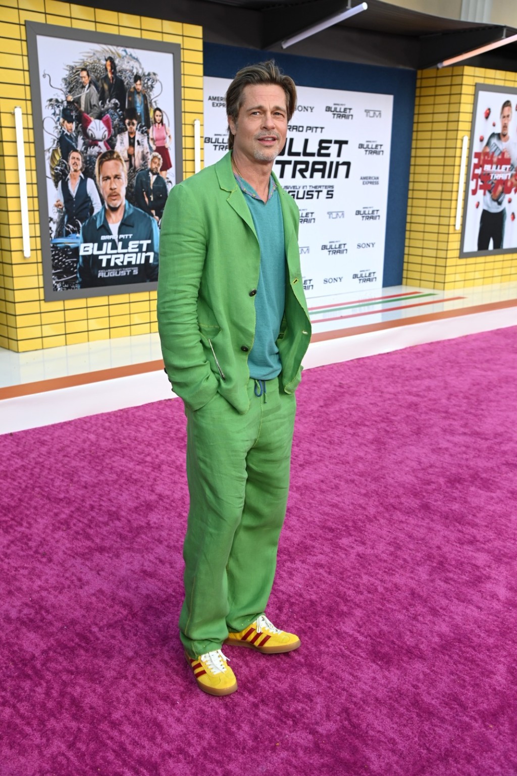 畢彼特遭安祖蓮娜指2016年在機上向對方動粗。