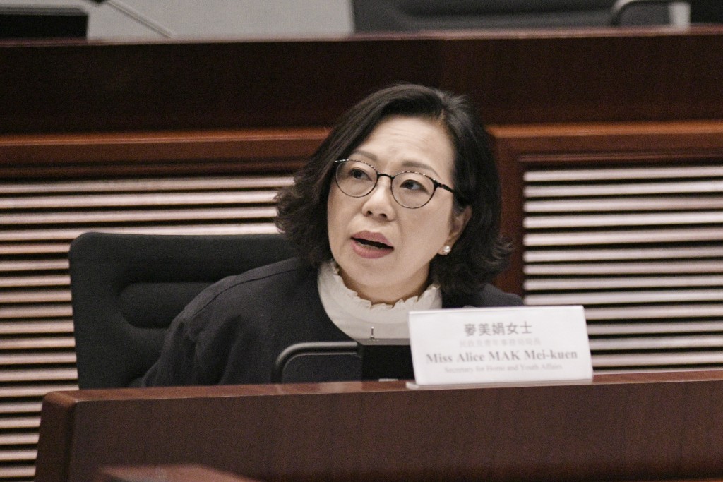 民政及青年事務局局長麥美娟表示,正積極推動各決策局落實《青年發展藍圖》內160多項措施,並額外推出超過130項新措施。資料圖片 民政及青年事務局局長麥美娟表示,正積極推動各決策局落實《青年發展藍圖》內160多項措施,並額外推出超過130項新措施。資料圖片
