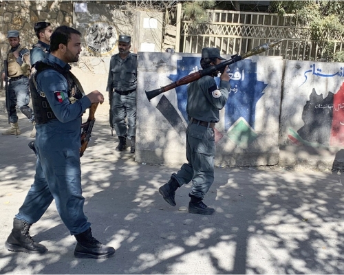 阿富汗一间大学遭遇恐怖袭击。AP图片