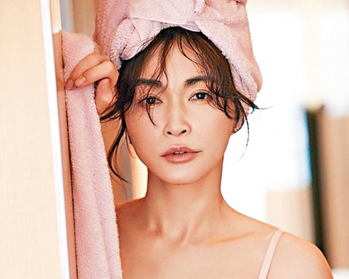 ■長谷川京子上月被爆與丈夫分居後，昨正式宣布離婚。