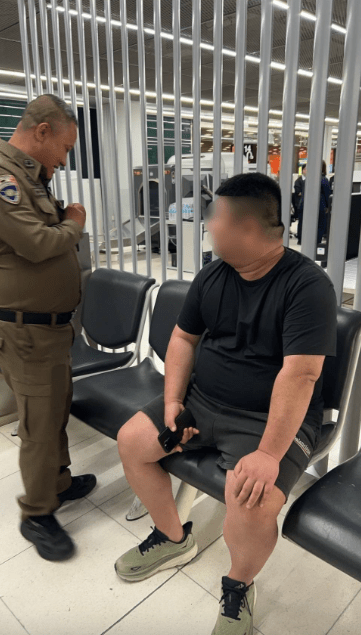泰國執法部門在曼谷機場將他截獲，其後遣返香港。資料圖片