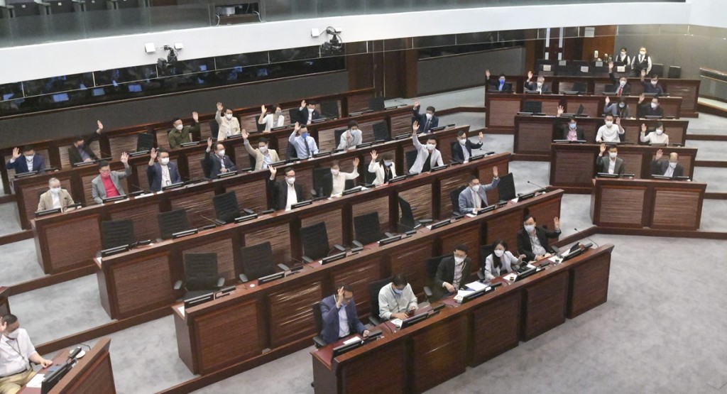 立法會財委會通過撥款,在3個部門加開首長級職位。資料圖片
