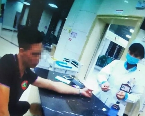 醉駕撞車後挑釁警察,廣西男子:我就是要出名。網圖