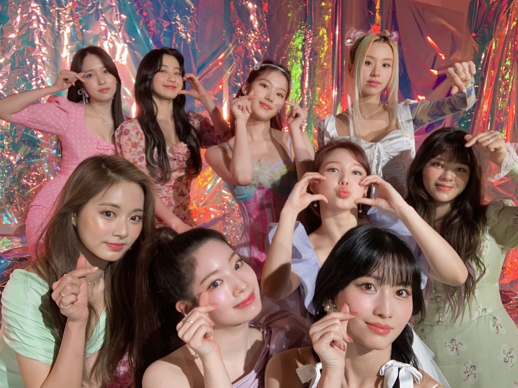 今年6月，TWICE以《Alcohol-Free》回歸。