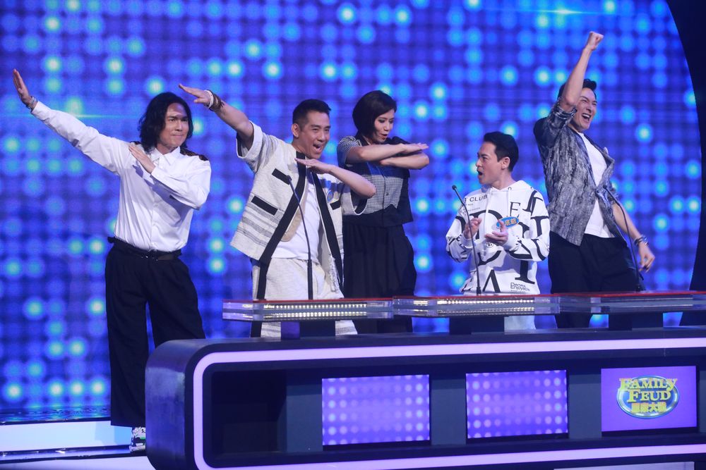 新秀队都好有姿势。