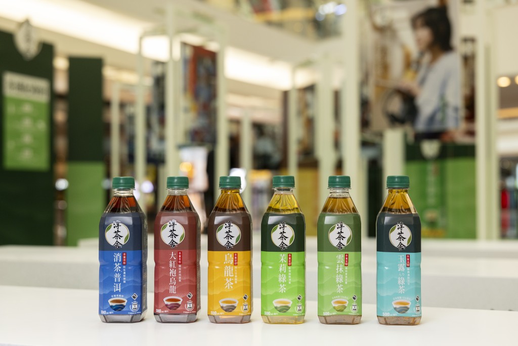 旗下無糖茶品牌「淳茶舍」去年重新推出時，研發團隊評估逾20款配方，最終採用多重萃取工藝，針對香港消費者偏愛「回甘」口感反覆提取精華。