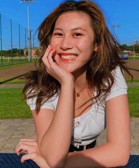 張卓姿愈大愈靚女,係索爆星二代之一。