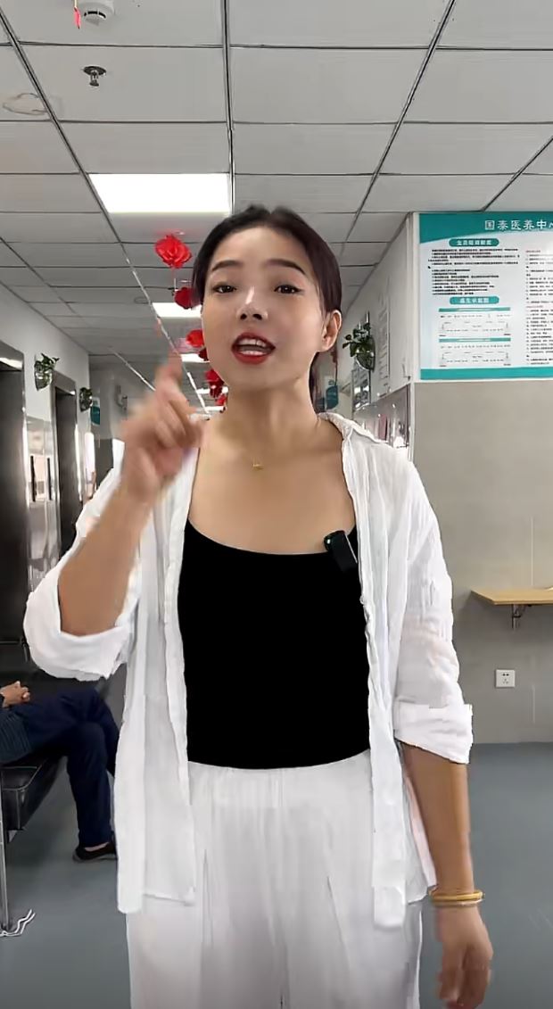 女院長不時在抖音拍片介紹老人院的服務。抖音＠安陽國泰養老