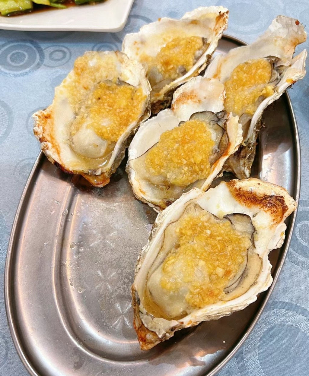 珠海美食2024｜1. 海之鮮大排檔 珠海特色美食橫琴蠔。（圖片來源：小紅書@噗小萌）