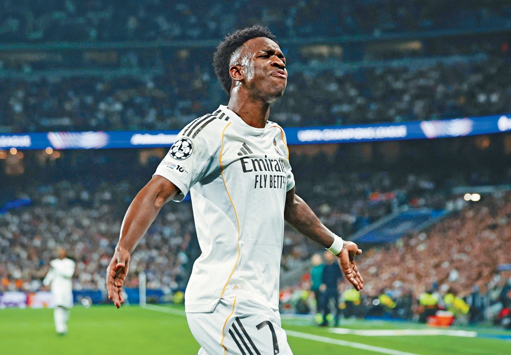 雲尼斯奧斯以好表現做比賽主角。