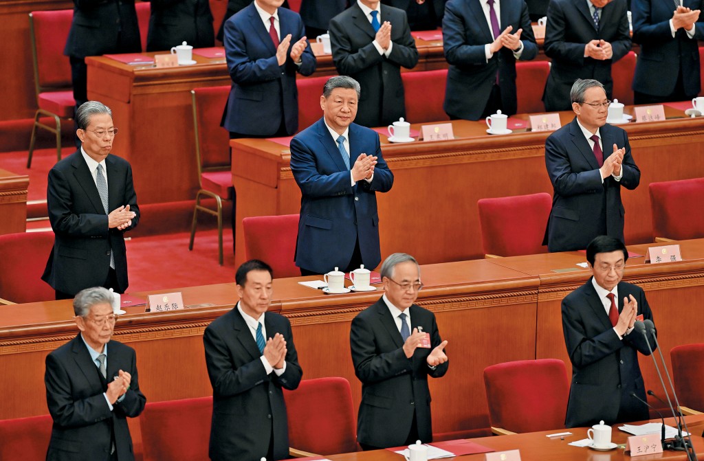 为期7天的全国政协十四届四次会议昨早在北京闭幕。