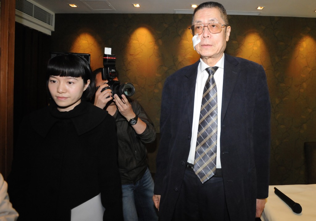 劉詩昆曾被控家暴蓋燕，一度鬧上法庭又開記者會。