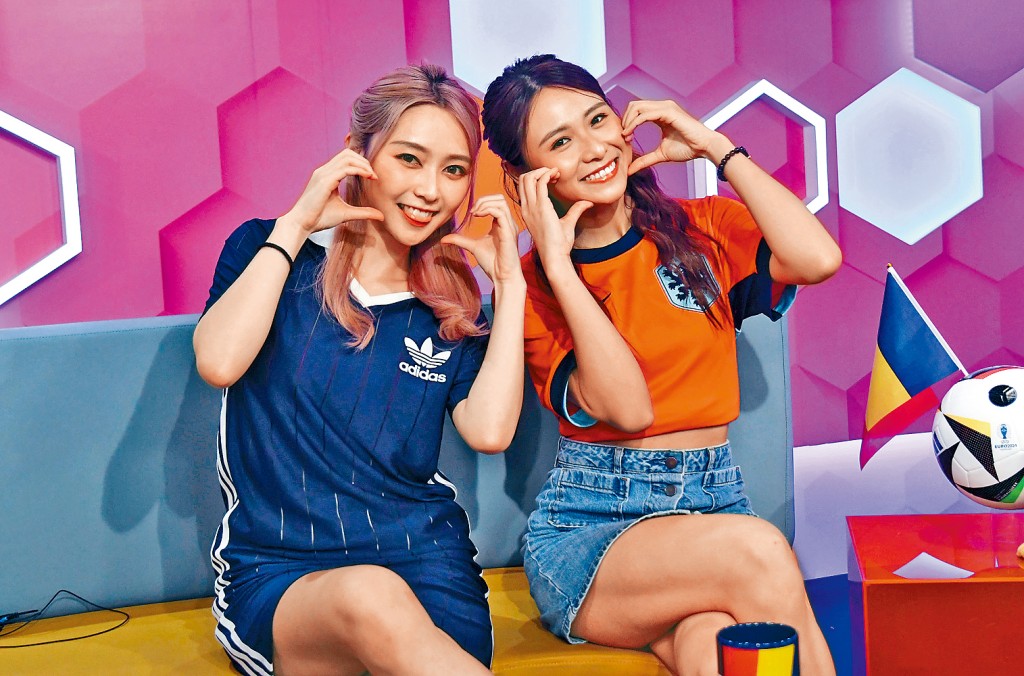 美女主持Gigi與KK指有幸即場旁述球賽，感覺新鮮。