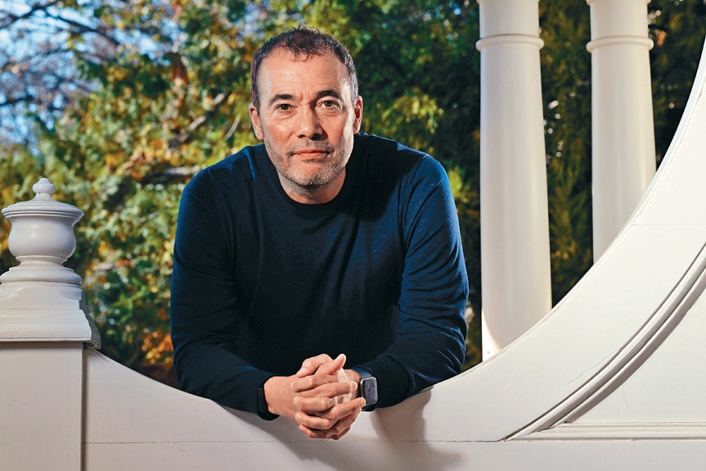 《華盛頓郵報》原出版人兼行政總裁劉易斯。