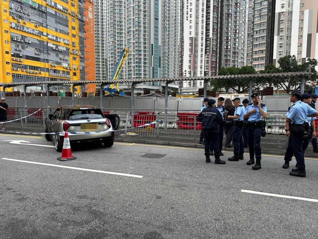 警方封鎖現場調查。