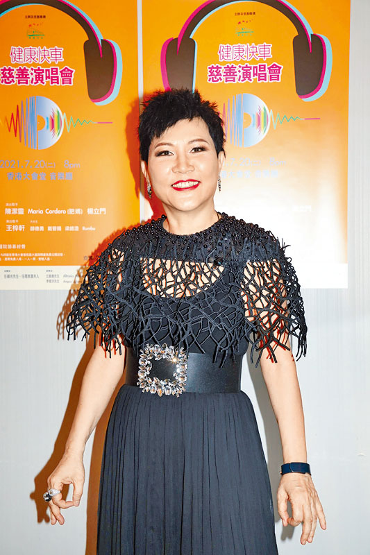 陳潔靈認為音樂無疆界，想同時擔任兩台節目導師。