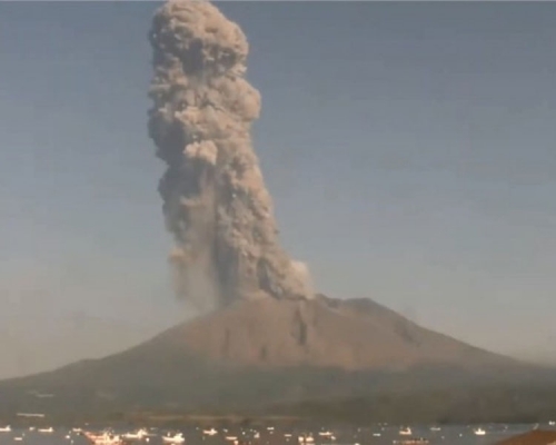 櫻島火山近年已發生多次噴發。資料圖片