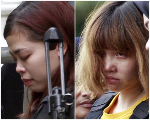 段氏香(右)和艾莎出庭。AP图片