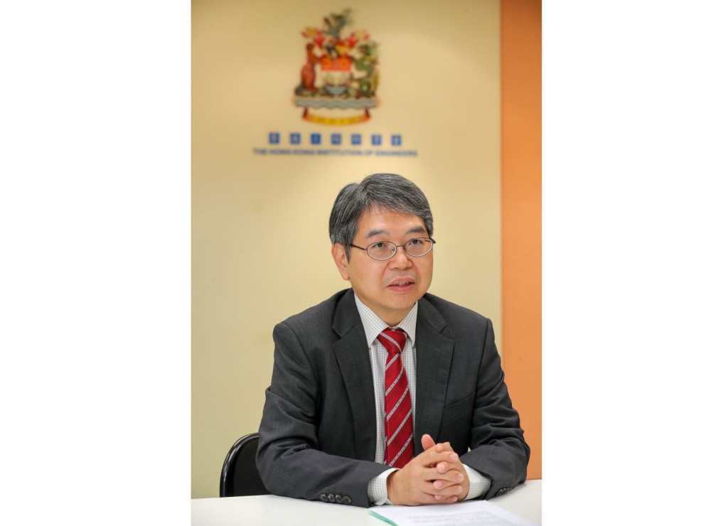 香港工程師學會結構分部副主席暨「卓越結構大獎」籌委會主席蘇啟亮教授工程師