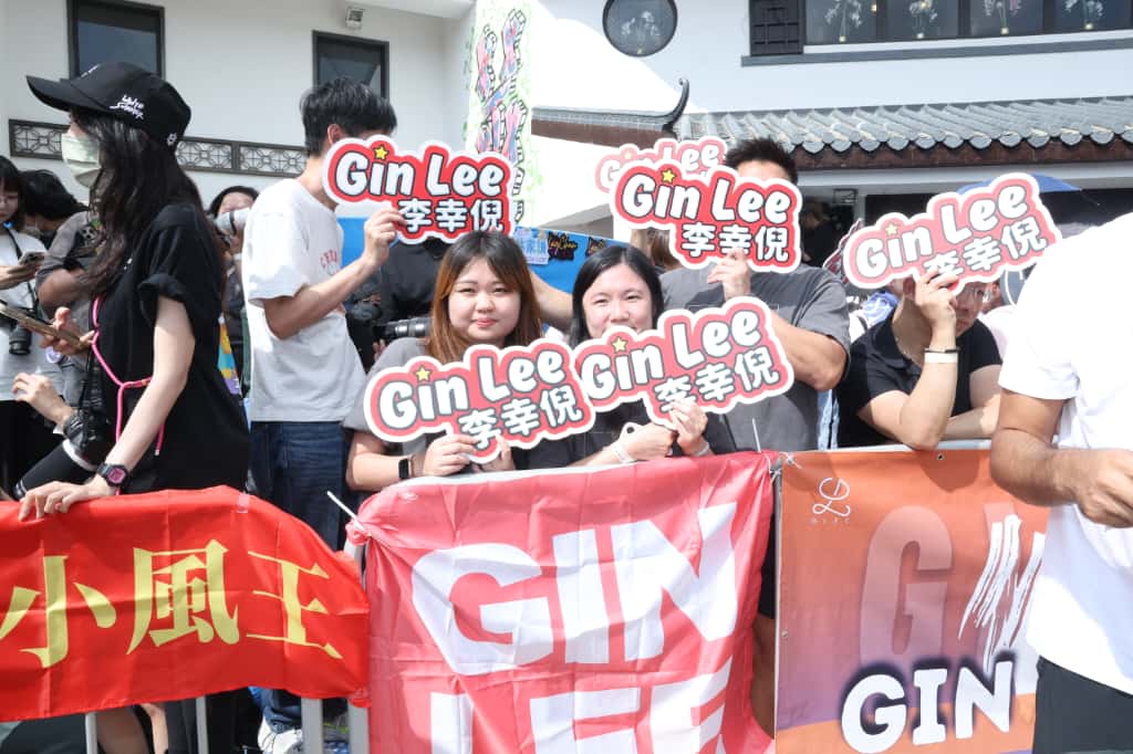 Gin Lee支持者形容,去年要早三個星期到場霸位,今年則只需早一天來。 Gin Lee支持者形容,去年要早三個星期到場霸位,今年則只需早一天來。