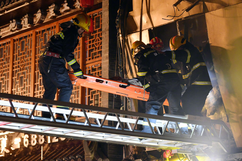 寧夏燒烤店爆炸事故 31人死亡 7人受傷 當局成立調查小組。  新華社圖片