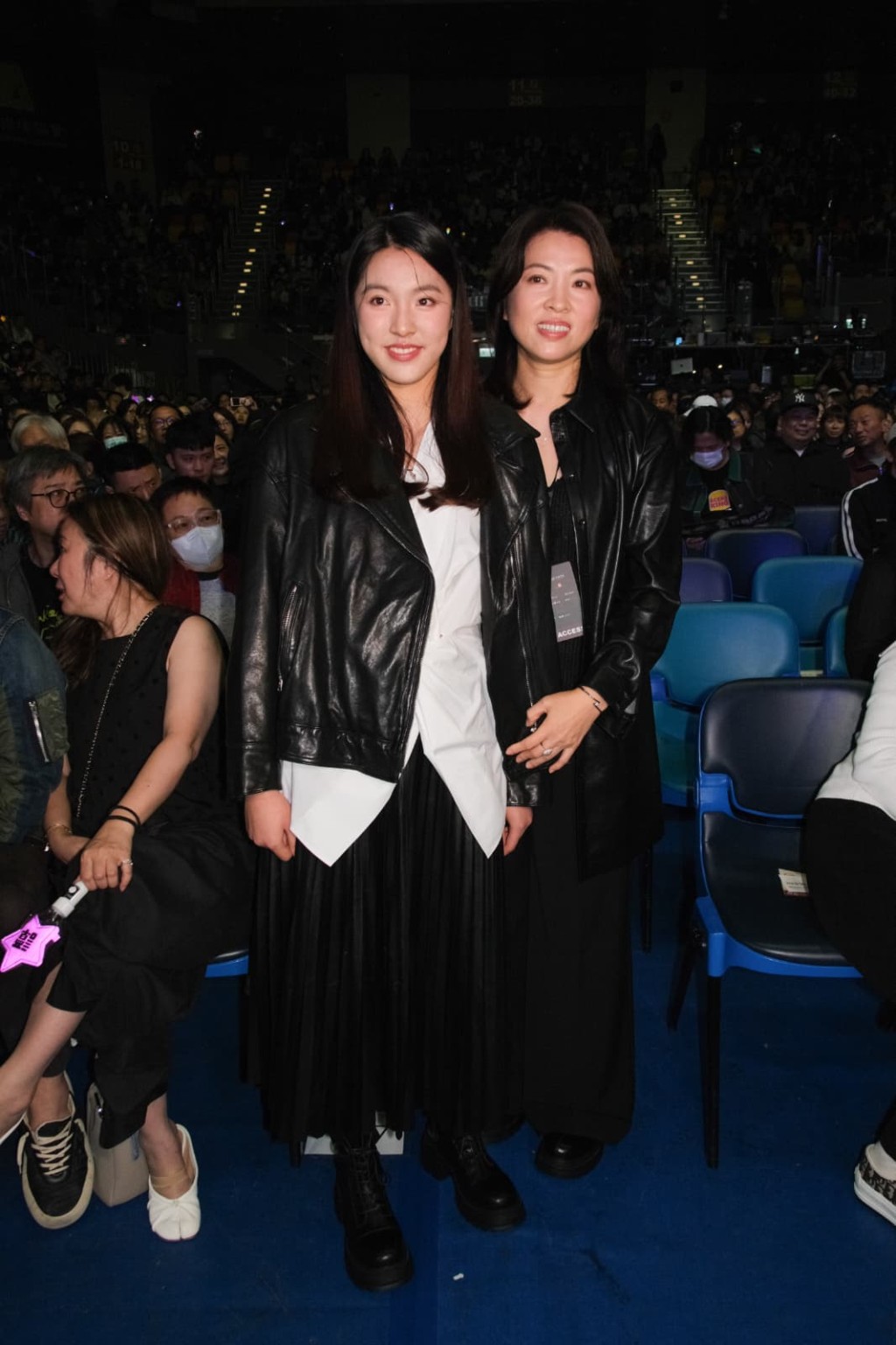 譚耀文女兒津如(Tamia)與太太。 譚耀文女兒津如(Tamia)與太太。