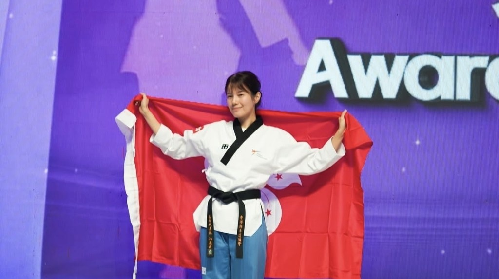 香港女子跆拳道代表江麗莉（Jackie）登上女子品勢U40組別世界第一寶座，為港隊寫下歷史新頁。江麗莉IG圖片