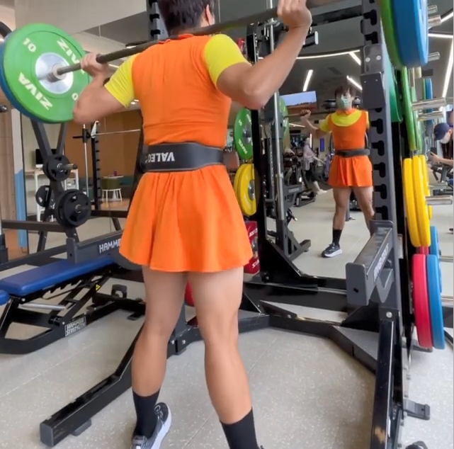 唔知坤哥咁嘅look做Gym，有無嚇親Gym room其他人呢?