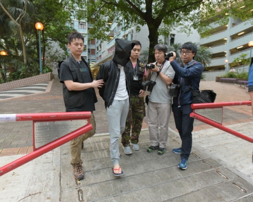 警方拘捕一名男子。 黃文威攝