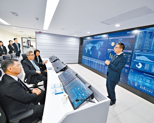 ■與香港一水之隔,澳門自一九年底實施《網絡安全法》。