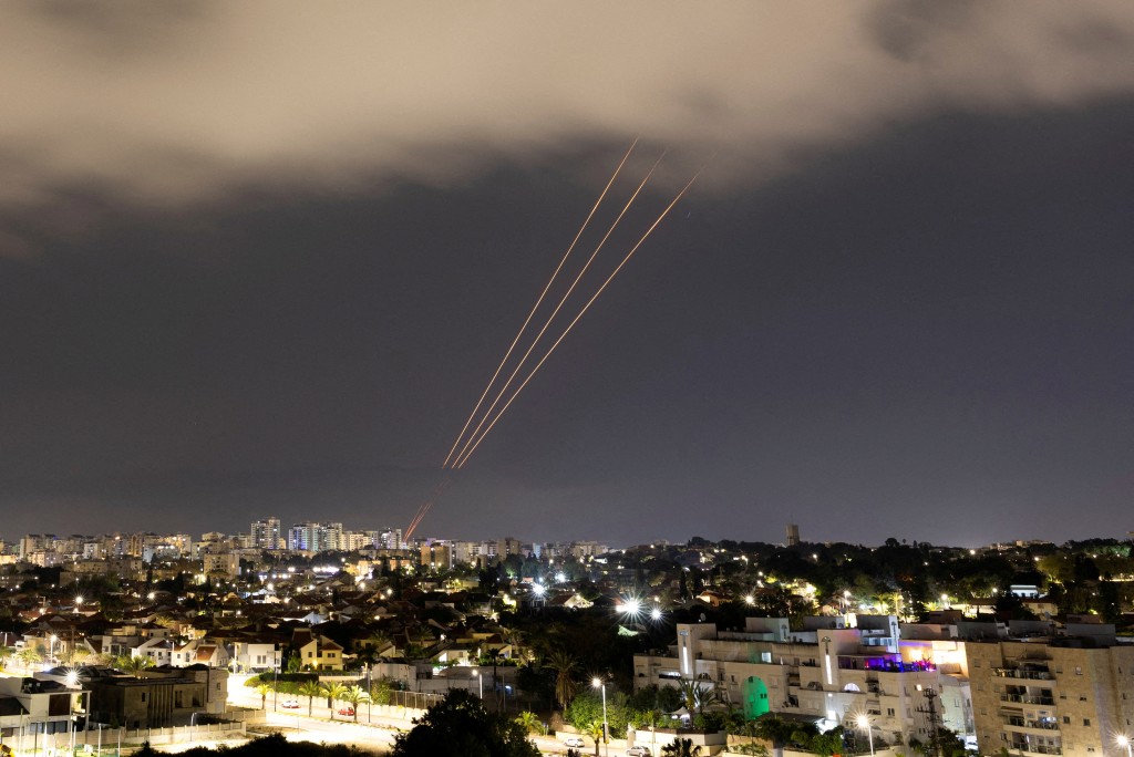 伊朗上周六空袭以色列，以国启动防空系统。路透社