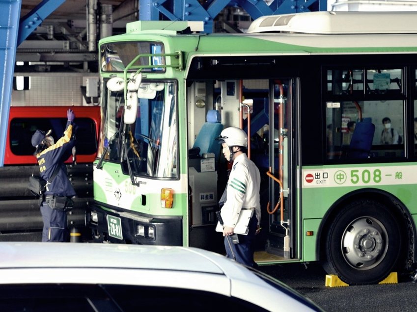 日本爆巴士司機荒。美聯社