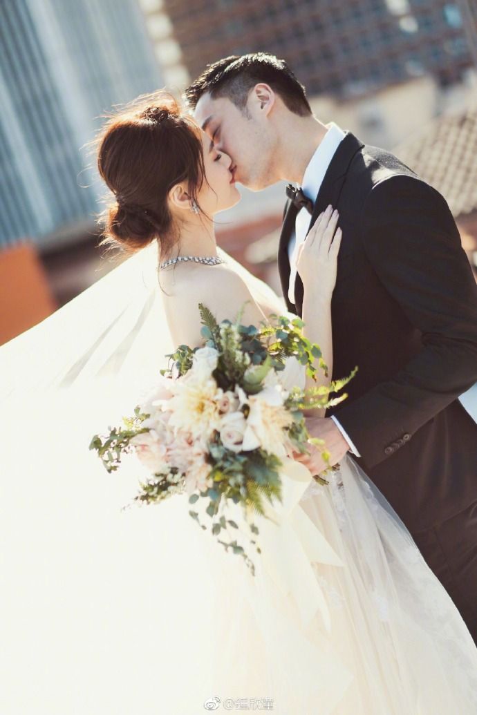 阿嬌與賴弘國結束咗14個月嘅婚姻。