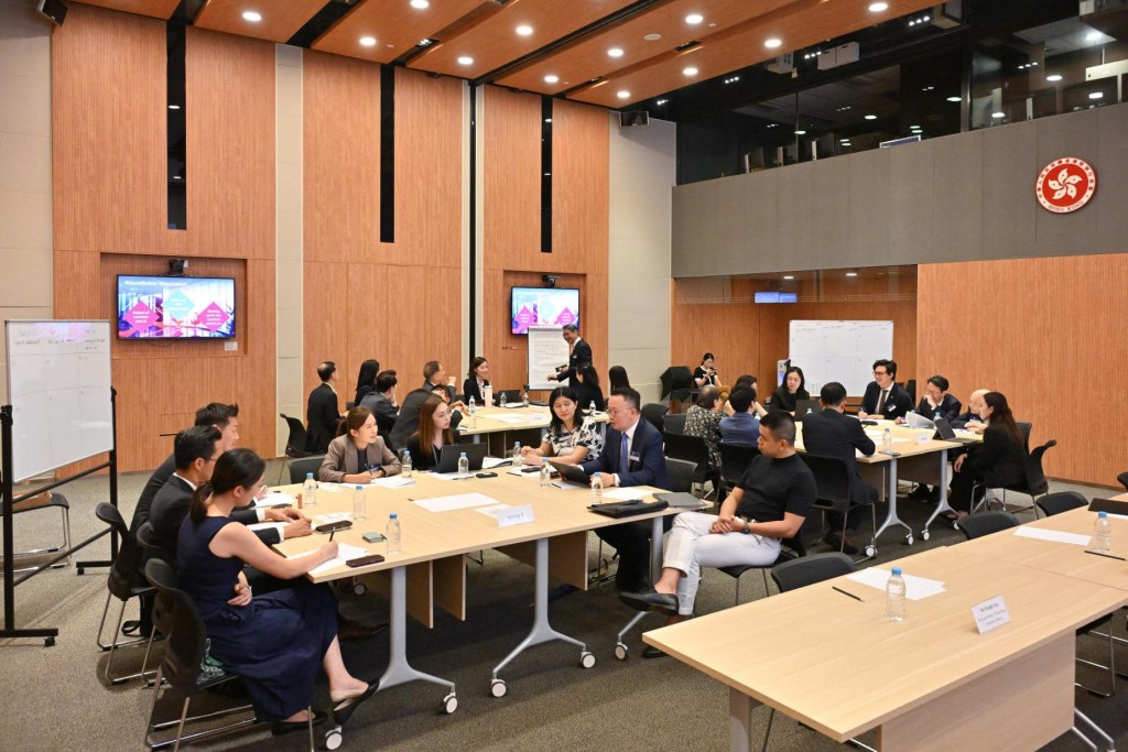 律政司舉行首場法律科技圓桌會議。張國鈞fb 律政司舉行首場法律科技圓桌會議。張國鈞fb