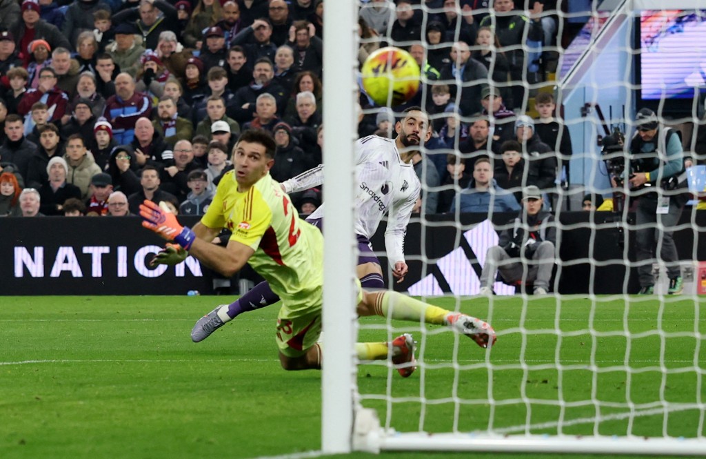 根夏為曼聯扳平。路透社