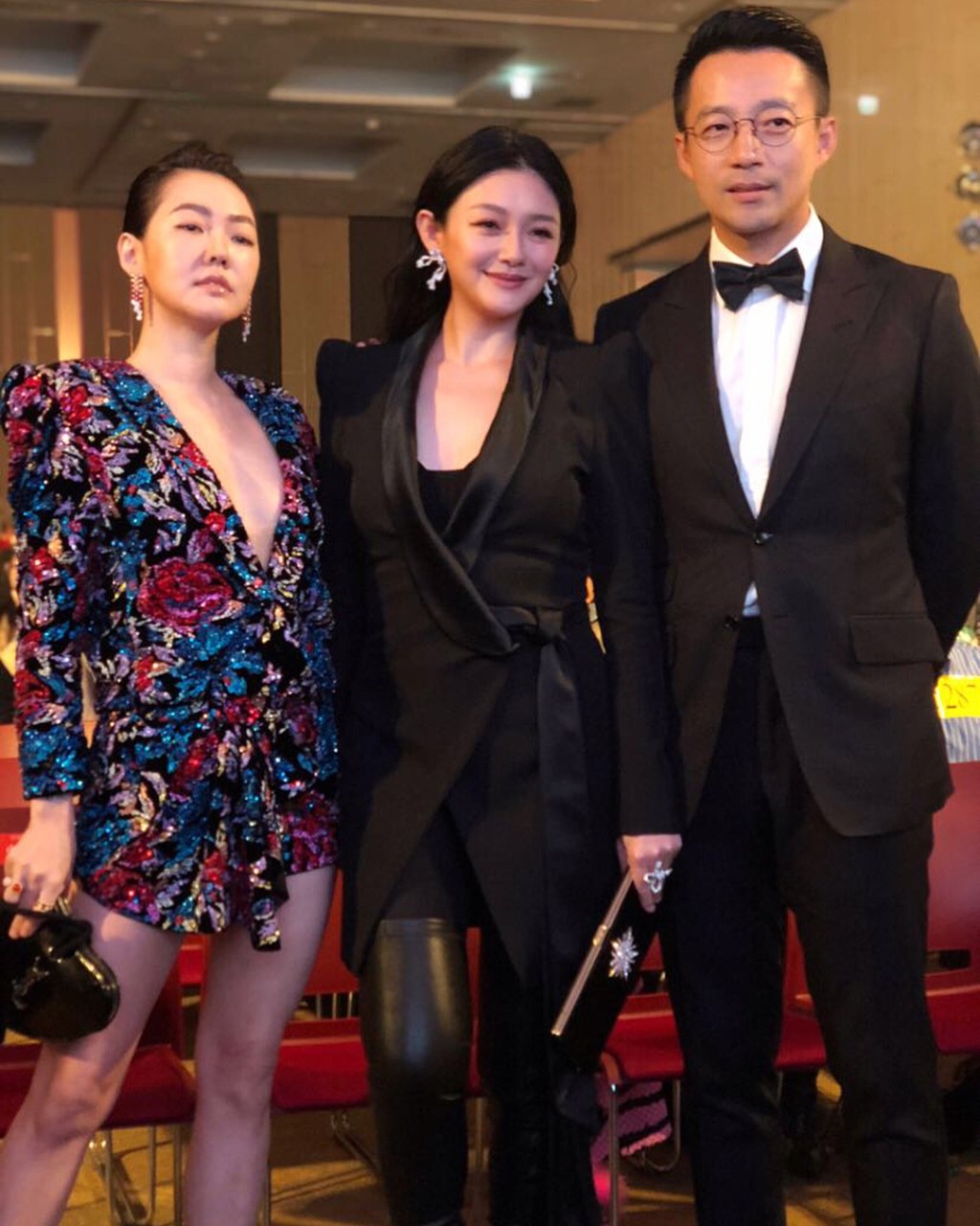 小S指大S（中）轉到幕後發展，但未有提及家姐與汪小菲婚變。