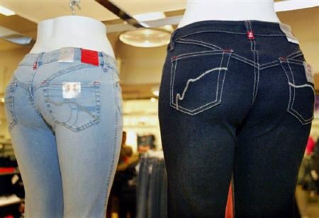 科学家称穿牛仔裤不利环境。路透社