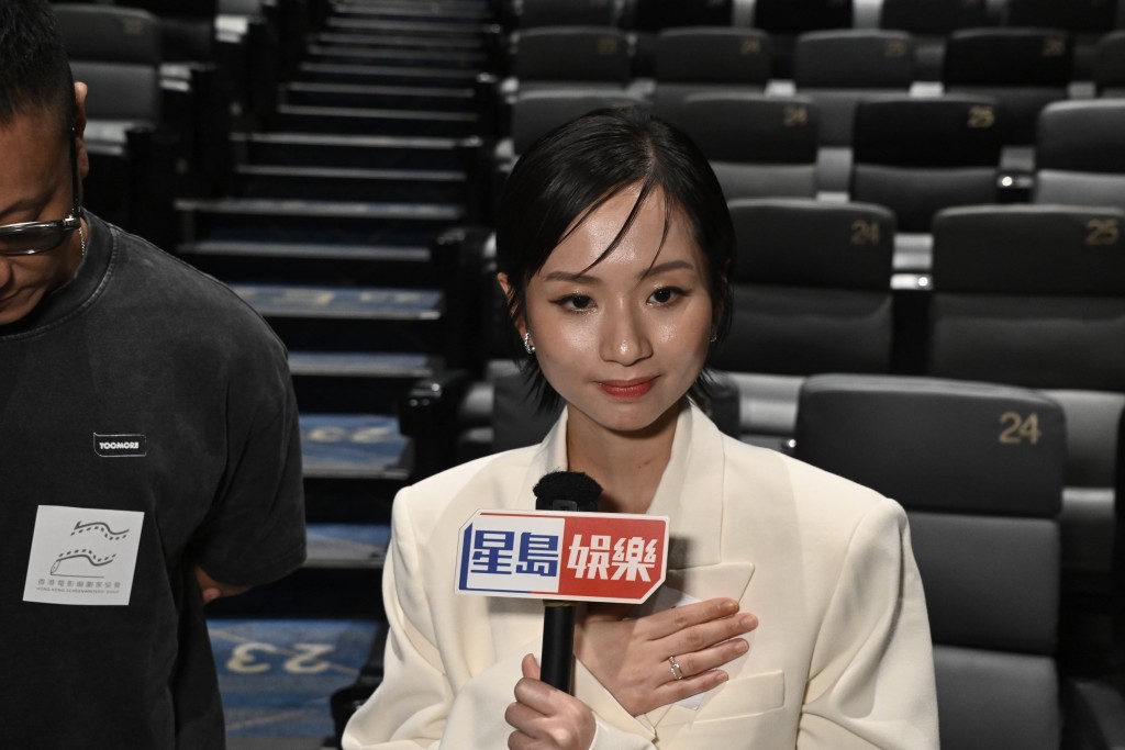 梁雍婷為患癌柯煒林打氣,說「我愛你」。 梁雍婷為患癌柯煒林打氣,說「我愛你」。
