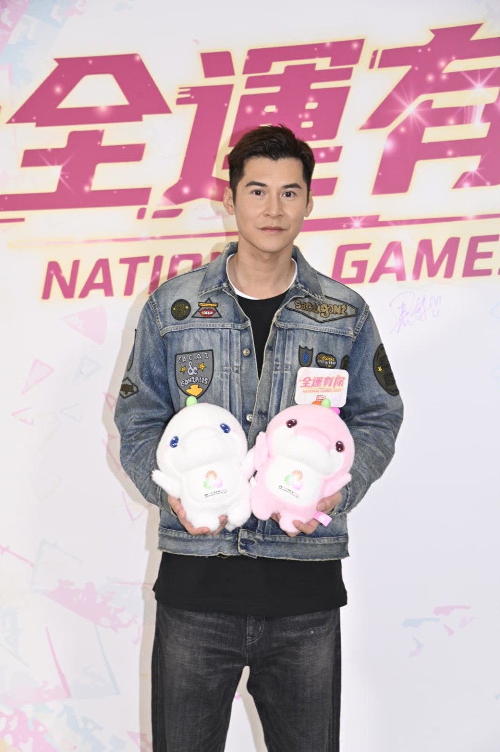 陳家樂與太太連詩雅參加明年馬拉松十公里賽事。 陳家樂與太太連詩雅參加明年馬拉松十公里賽事。