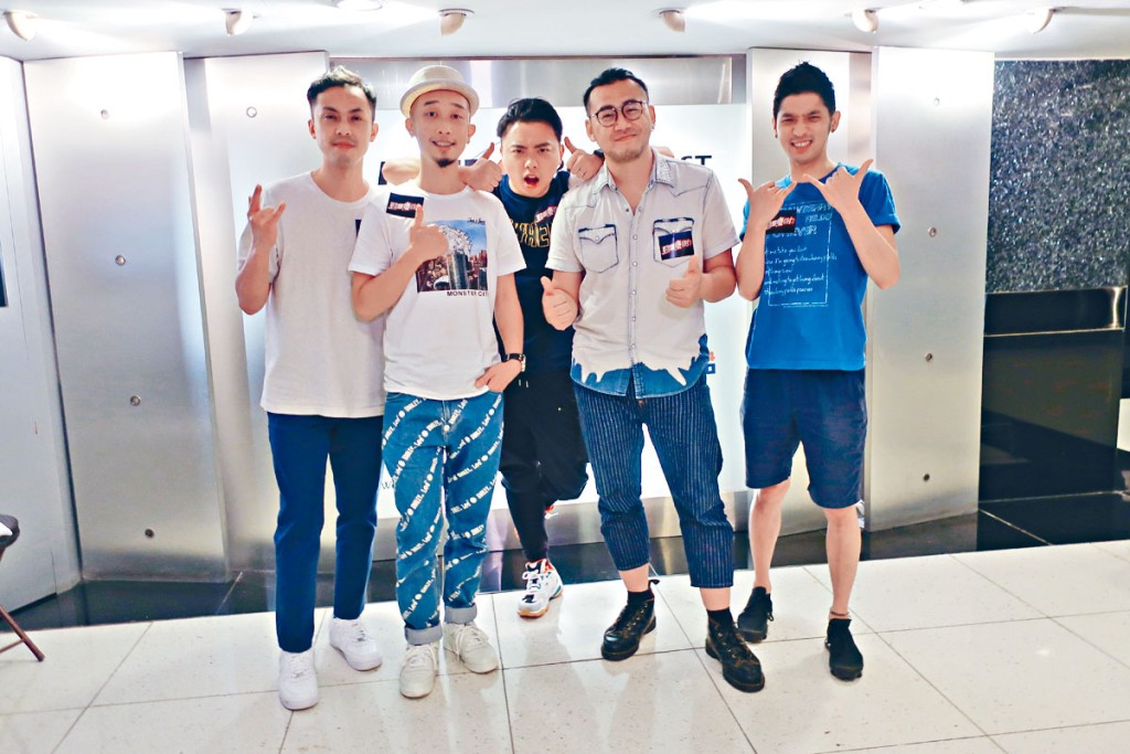 Nowhere Boys指原本去年在修頓球場開騷，因疫情問題，暫定於11月4日舉行。