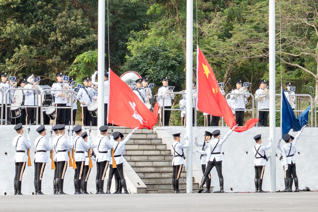 保安局及轄下紀律部隊今日於香港警察學院聯合舉行「全民國家安全教育日」升旗儀式。政府新聞處