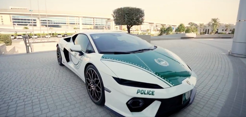 杜拜警队宣布Temerario加入巡逻警队阵容。Dubai Police