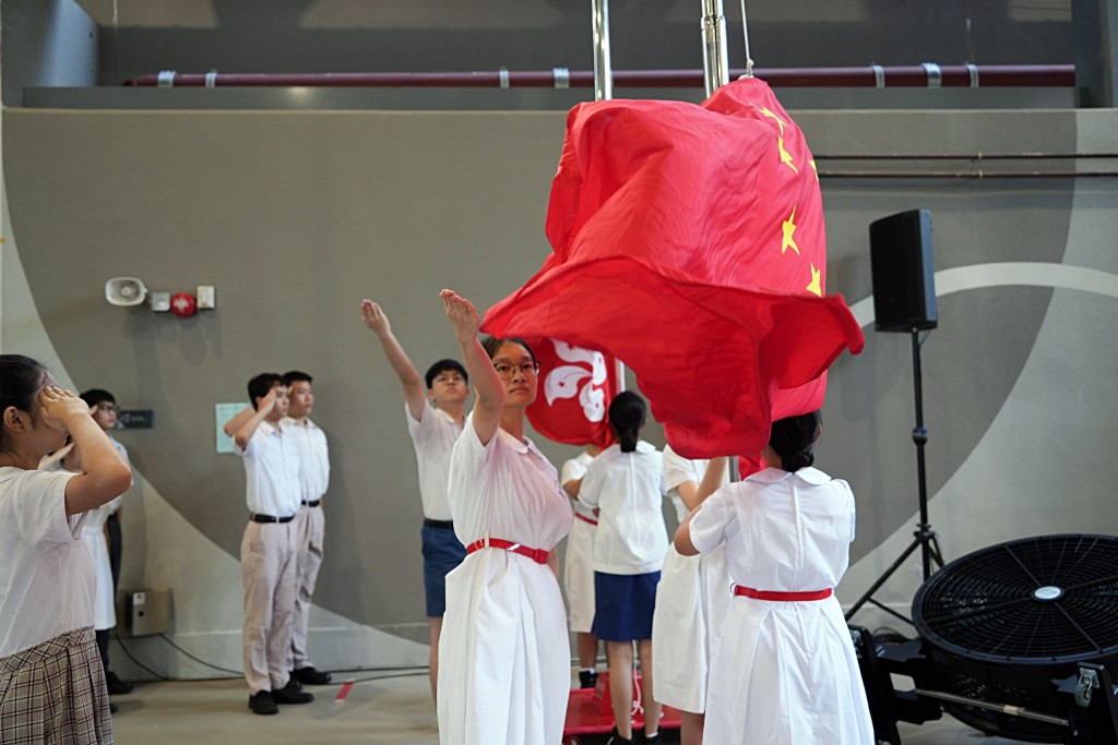 黃大仙青年中式步操隊成立5周年步操升旗禮。 黃大仙青年中式步操隊成立5周年步操升旗禮。