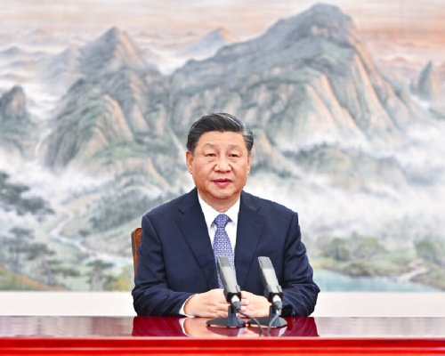 習近平以視像方式向亞太經濟合作組織工商領導人峰會並發表主旨演講。 （美聯社）