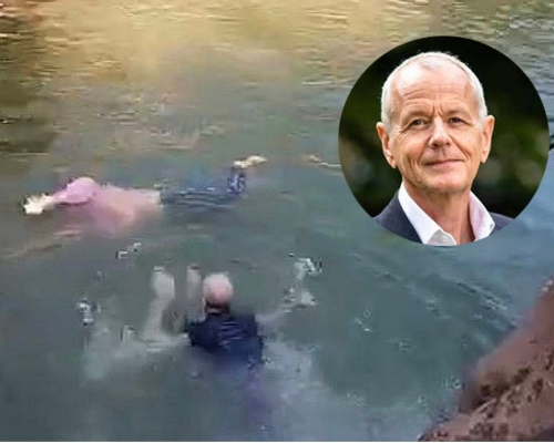 一名女子意外落水后，史云森随即下水救人。网图