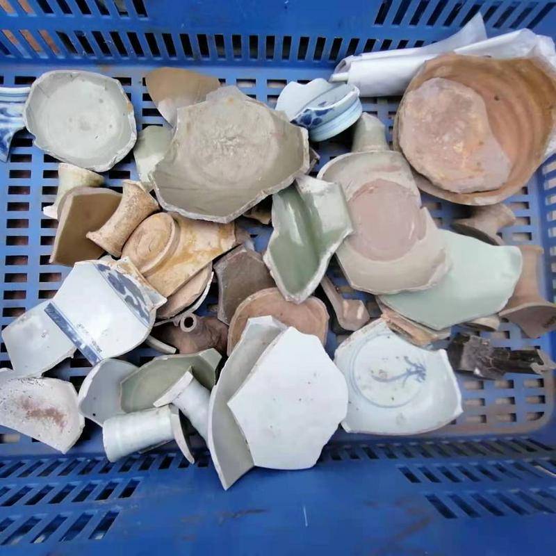 出土器物殘片。網圖