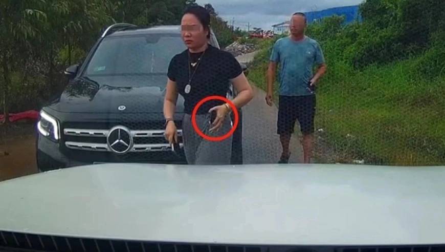 廣西女司機亮證逼讓路事件後續，多名公職人員被追責問。